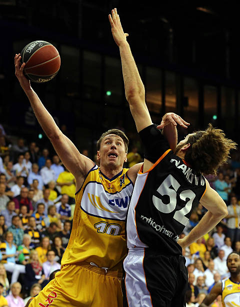 年内再次向 年内再次向