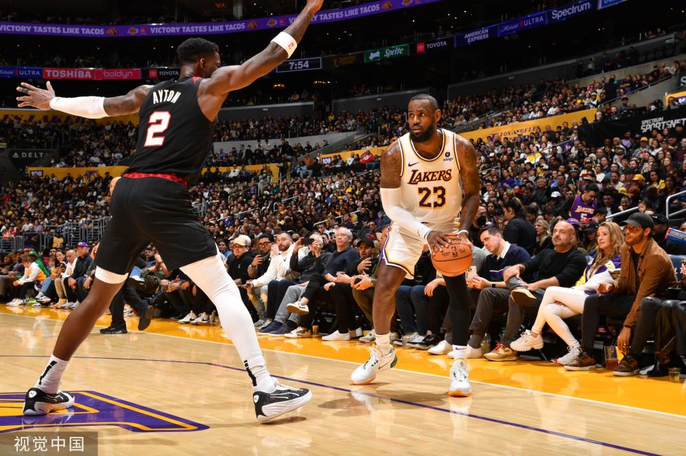 对阵利兹联一条龙破门，哲凯赖什攻入阿森纳生涯首球