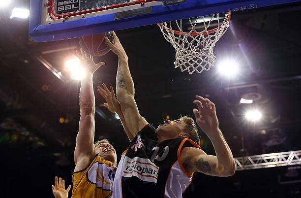 8月4-6日夏窗汇总：孙兴慜、穆勒转投美职联，努涅斯加盟利雅得新月HWG